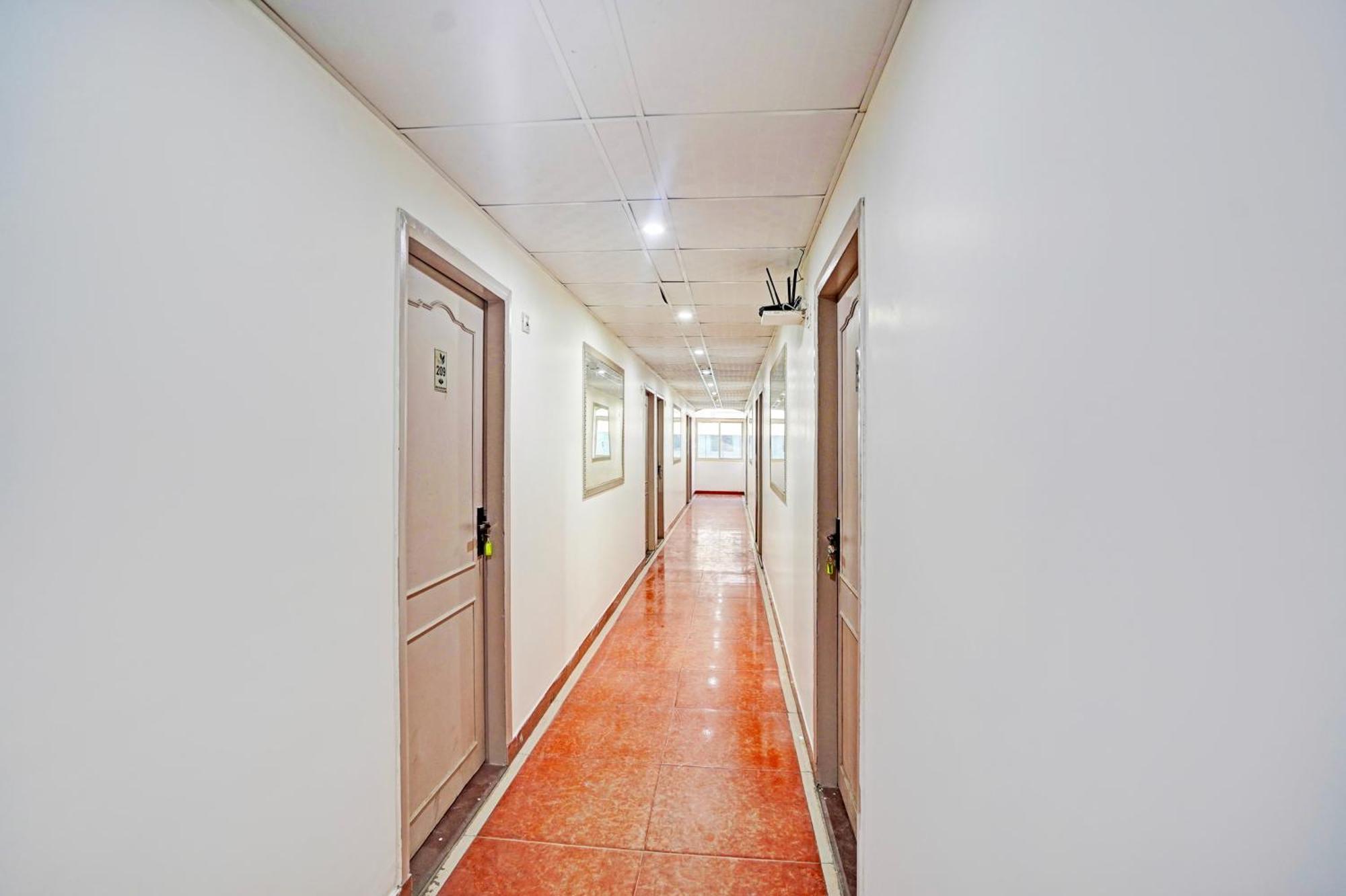 Townhouse Oak Nirman Nagar Mansarovar Džajpur Exteriér fotografie